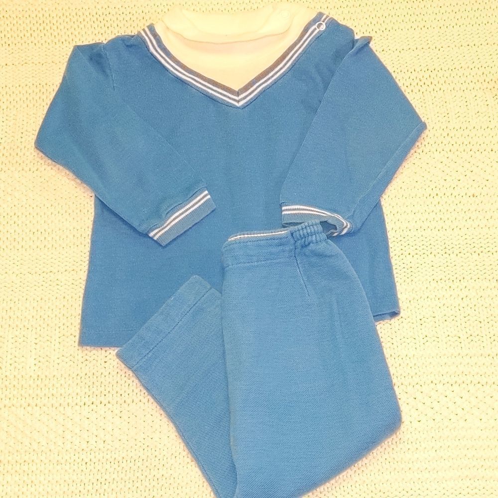 Carter's vintage outfit
